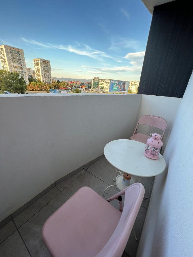 Al Malina 3Bdr Family Apt With Parking Space Near Airport And Iec Sofia Extérieur photo